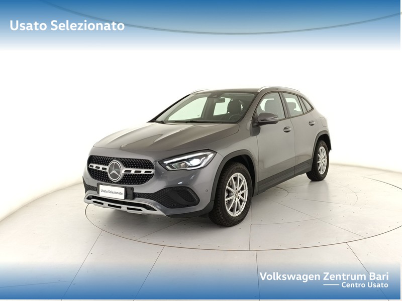 Mercedes GLA 200 d business extra auto - 1