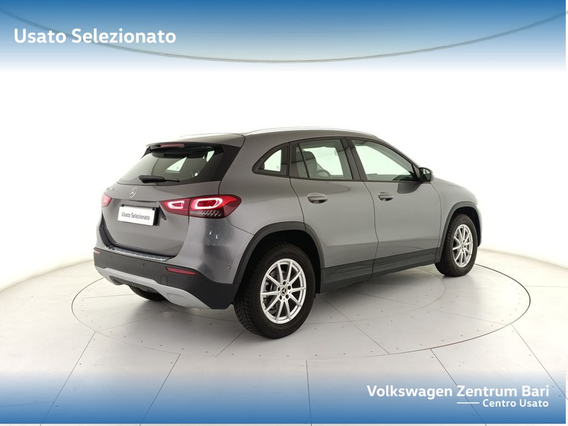 Mercedes GLA 200 d business extra auto - 4