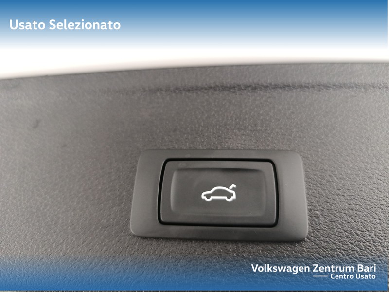 Audi A4 avant 30 2.0 tdi mhev business advanced 136cv s-tronic - 18