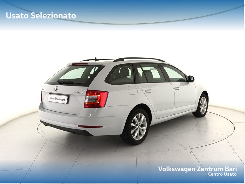 Skoda Octavia wagon 1.6 tdi ambition 115cv - 6