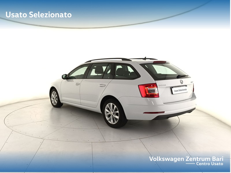 Skoda Octavia wagon 1.6 tdi ambition 115cv - 8