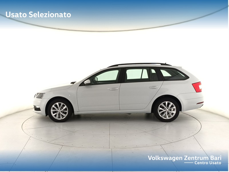 Skoda Octavia wagon 1.6 tdi ambition 115cv - 9