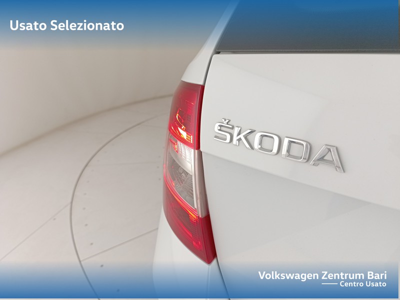 Skoda Octavia wagon 1.6 tdi ambition 115cv - 18