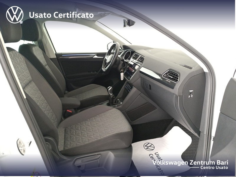 Volkswagen Tiguan 1.5 tsi life 130cv - 20