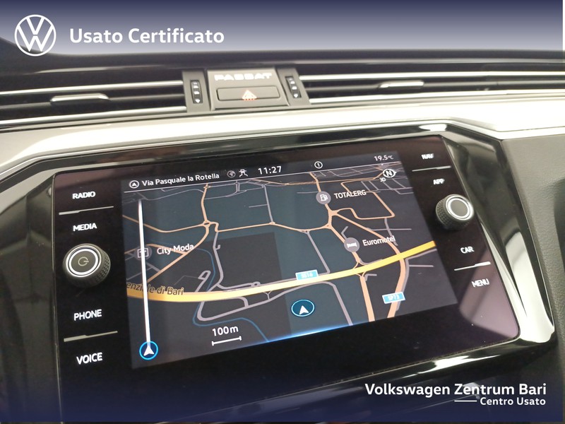 Volkswagen Passat variant 2.0 tdi business 122cv dsg - 9