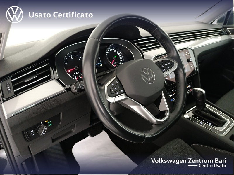Volkswagen Passat variant 2.0 tdi business 122cv dsg - 12