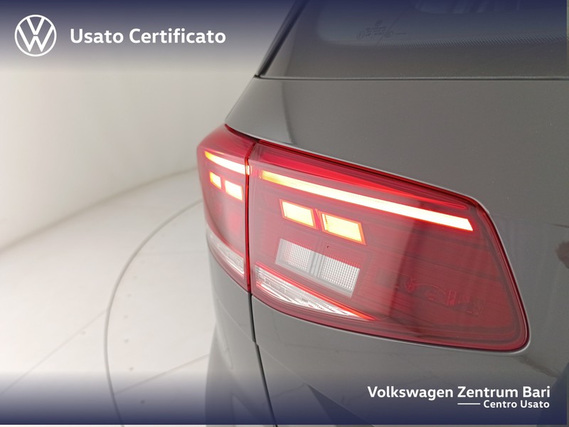 Volkswagen Passat variant 2.0 tdi business 122cv dsg - 16