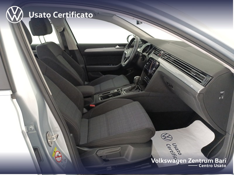 Volkswagen Passat variant 2.0 tdi business 150cv dsg - 20