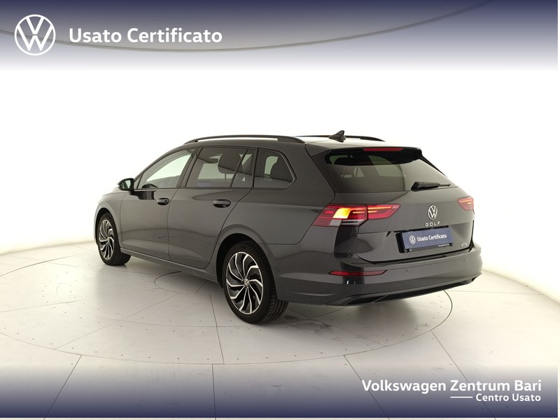 Volkswagen Golf variant 1.0 etsi evo life 110cv dsg - 8