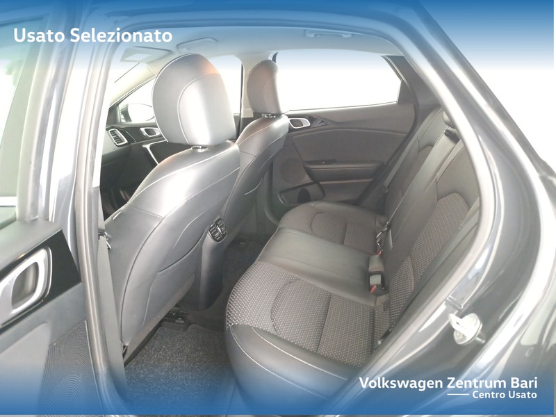 Kia Xceed 1.6 crdi mhev style 136cv dct - 17