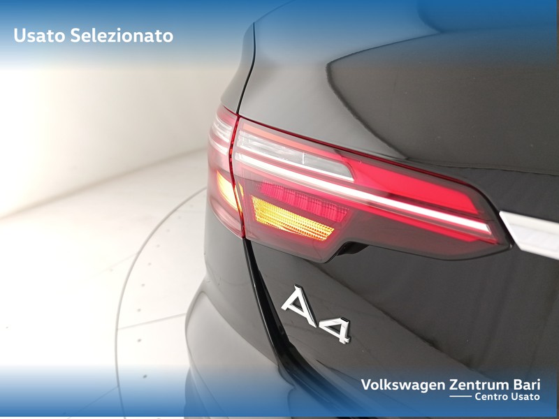 Audi A4 30 2.0 tdi mhev business 136cv s-tronic - 18