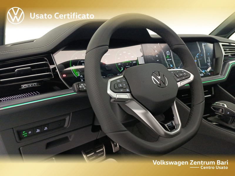 Volkswagen Touareg 3.0 v6 tdi scr r-line 286cv auto - 16