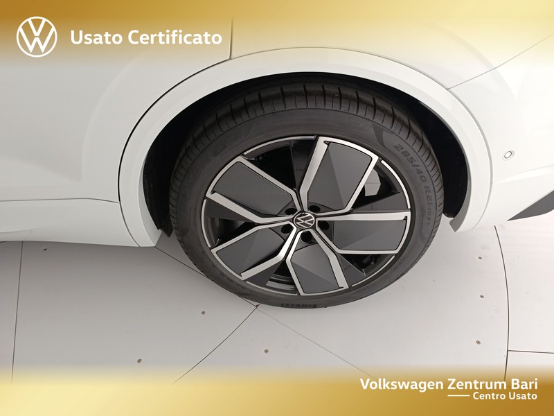 Volkswagen Touareg 3.0 v6 tdi scr r-line 286cv auto - 18