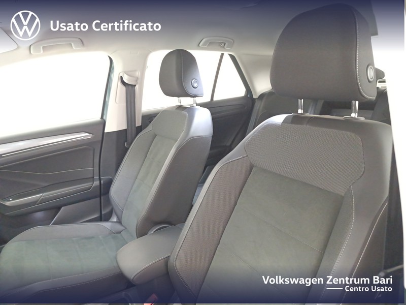 Volkswagen T-Roc 1.5 tsi style dsg - 18