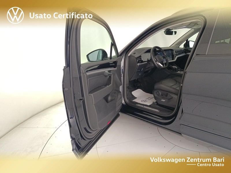 Volkswagen Touareg 3.0 v6 tdi elegance r-line exterior pack 231cv tiptronic - 13