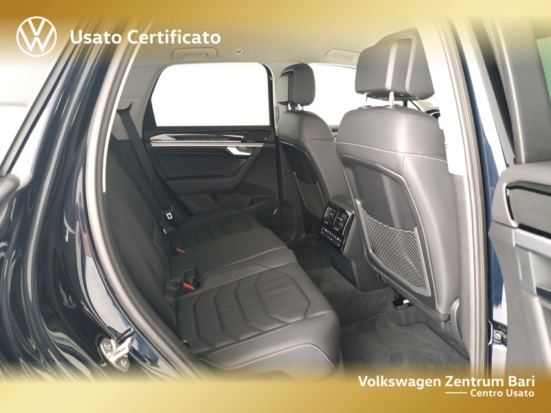 Volkswagen Touareg 3.0 v6 tdi elegance r-line exterior pack 231cv tiptronic - 24