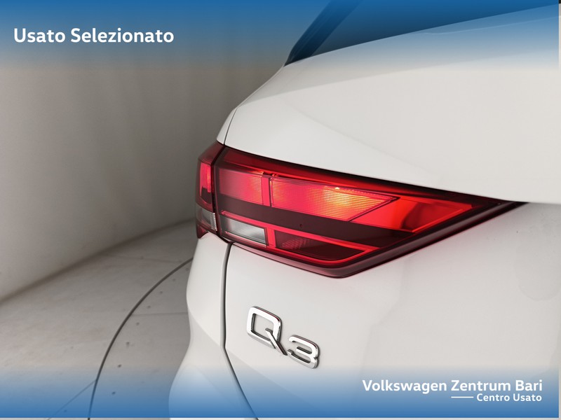 Audi Q3 35 2.0 tdi business advanced s-tronic - 15