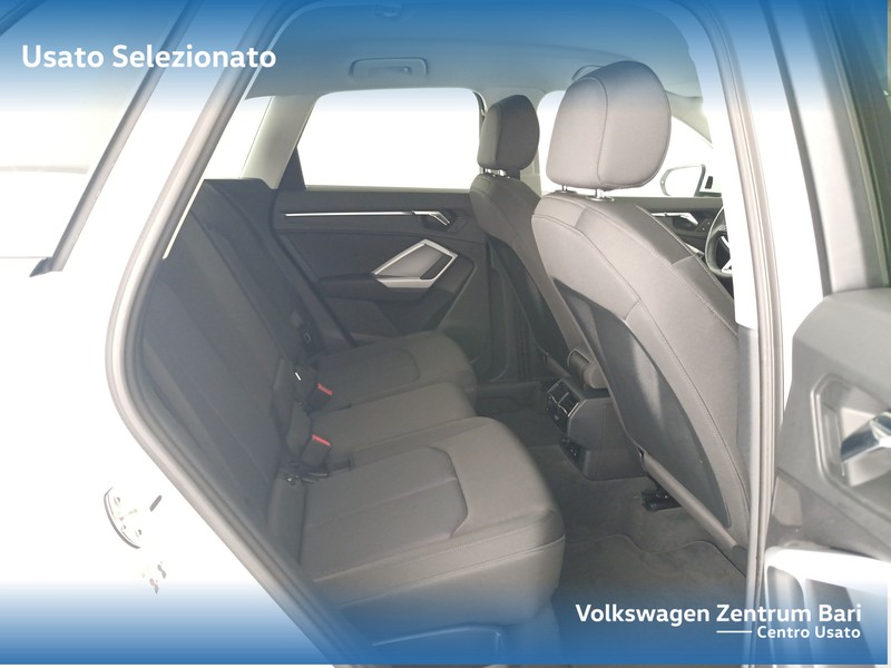 Audi Q3 35 2.0 tdi business advanced s-tronic - 17