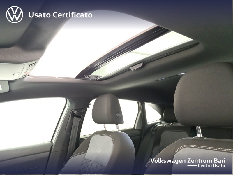 Volkswagen Taigo 1.0 tsi r-line 110cv - 16