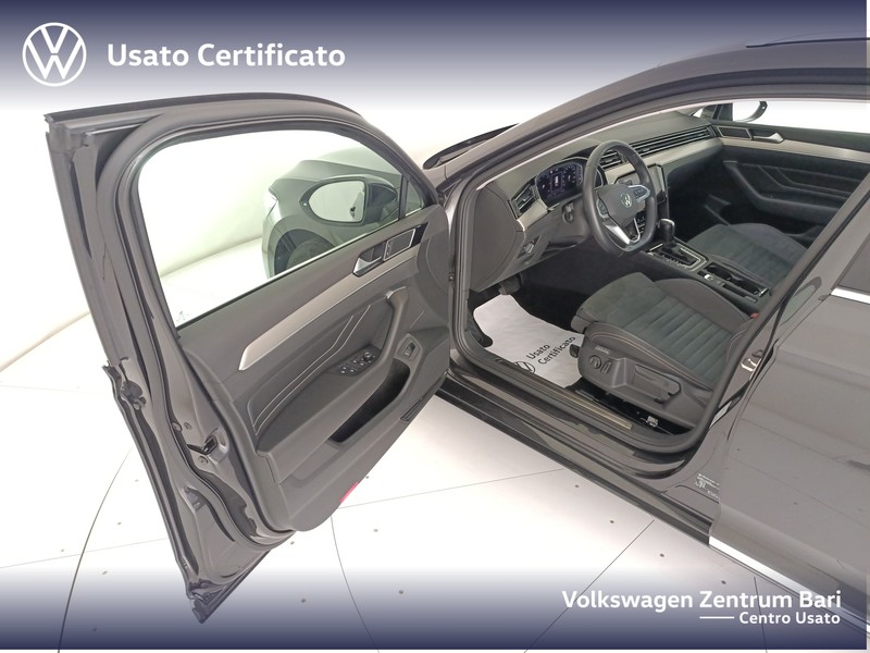 Volkswagen Passat variant 2.0 tdi executive 150cv dsg - 13
