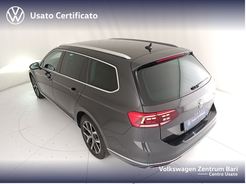 Volkswagen Passat variant 2.0 tdi executive 150cv dsg - 16