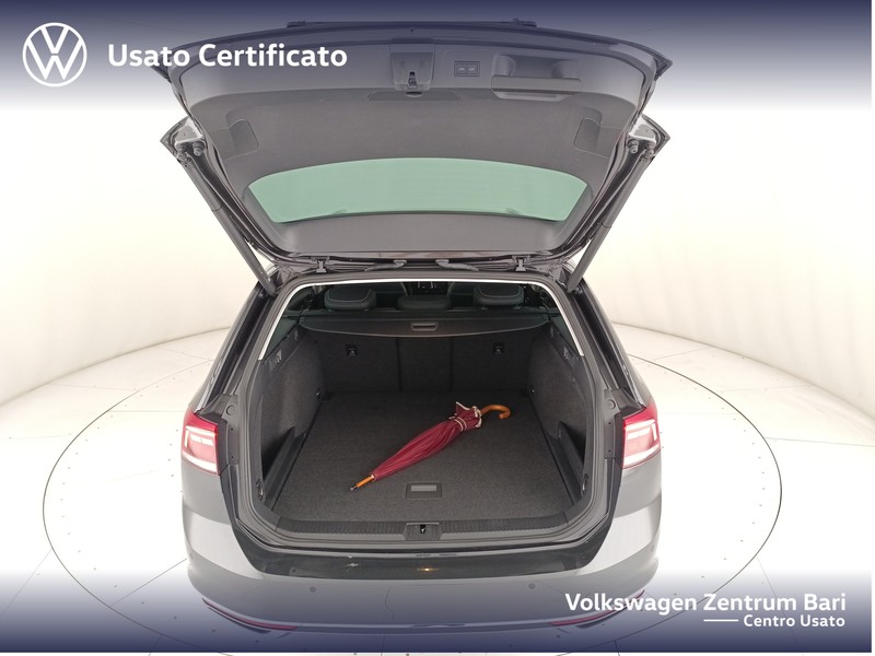 Volkswagen Passat variant 2.0 tdi executive 150cv dsg - 20