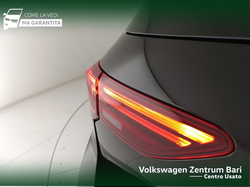 Volkswagen Golf 2.0 tdi r-line plus 150cv dsg - 21