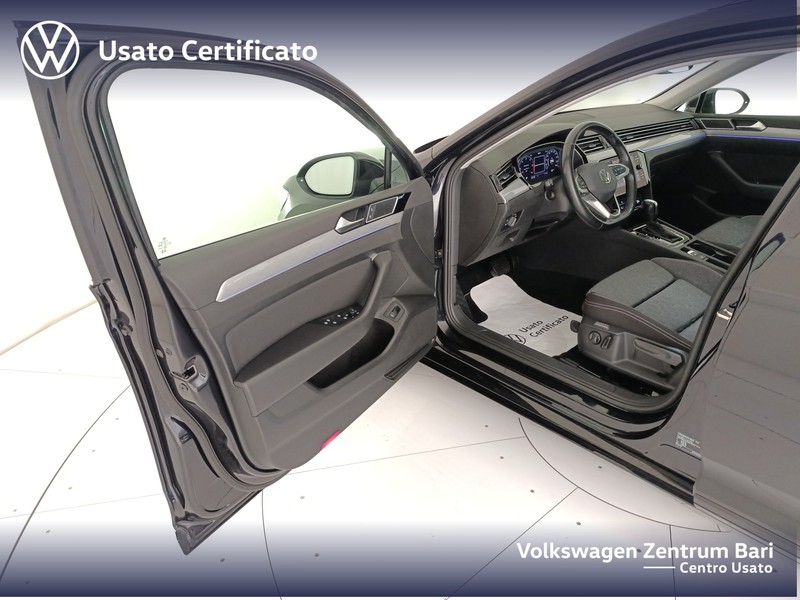 Volkswagen Passat variant 2.0 tdi business 122cv dsg - 12