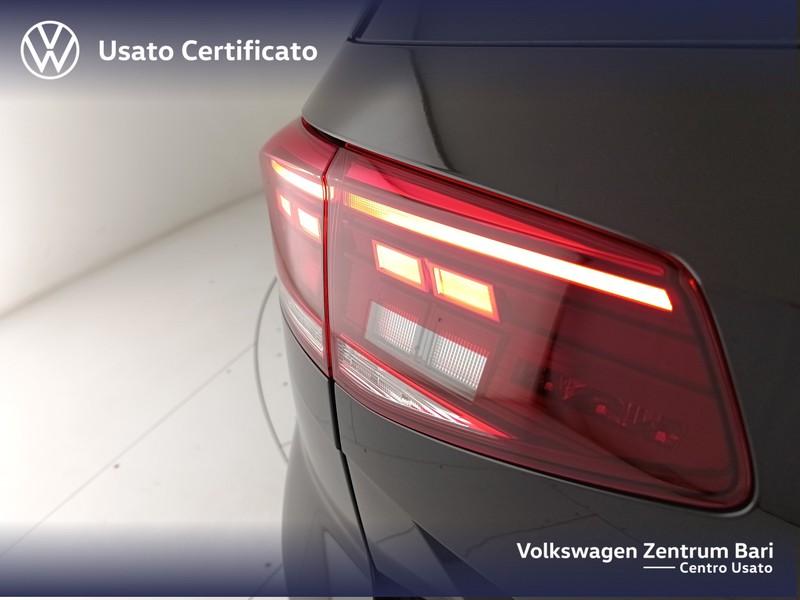 Volkswagen Passat variant 2.0 tdi business 122cv dsg - 18