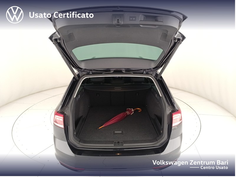 Volkswagen Passat variant 2.0 tdi business 122cv dsg - 19