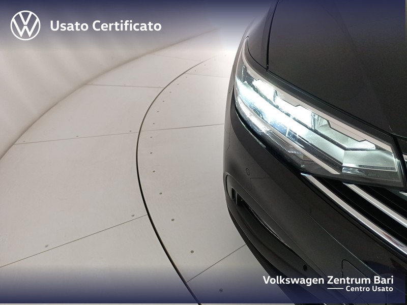 Volkswagen Passat variant 2.0 tdi business 122cv dsg - 22