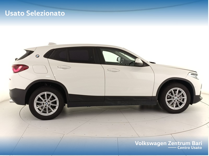 BMW X2 sdrive18d business x auto - 5