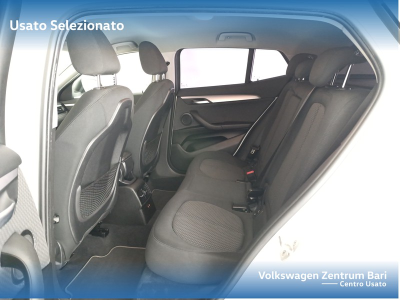 BMW X2 sdrive18d business x auto - 17