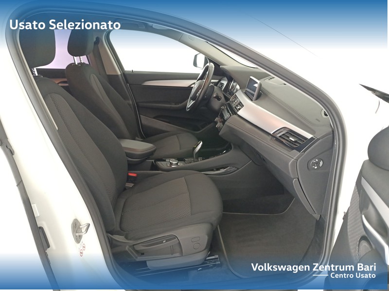 BMW X2 sdrive18d business x auto - 21