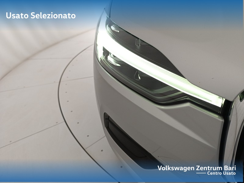 Volvo XC60 2.0 b4 momentum pro auto - 22