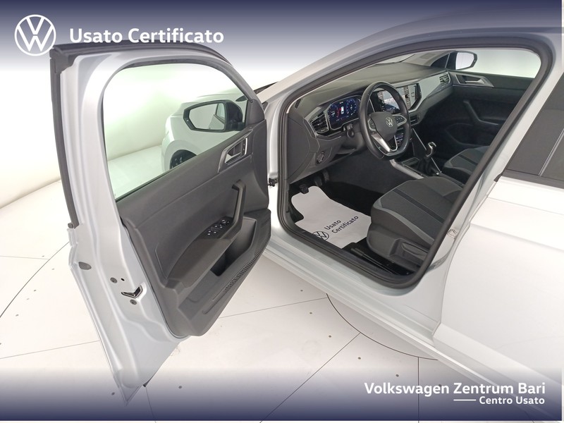 Volkswagen Polo 1.0 tsi style 95cv - 12