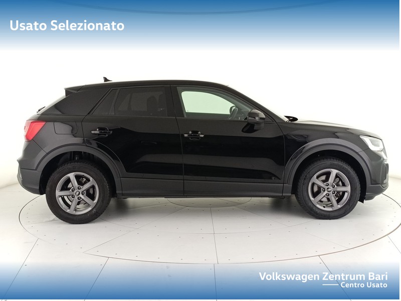Audi Q2 30 2.0 tdi business s-tronic - 5