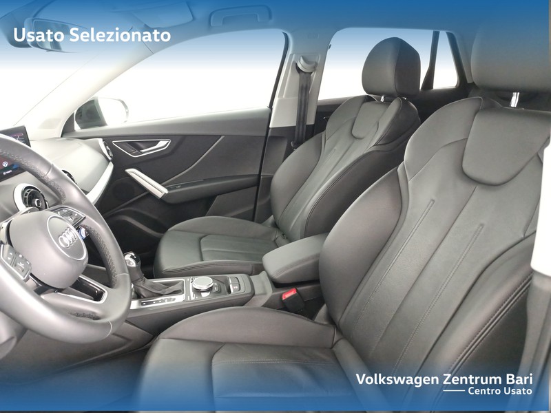 Audi Q2 30 2.0 tdi business s-tronic - 14