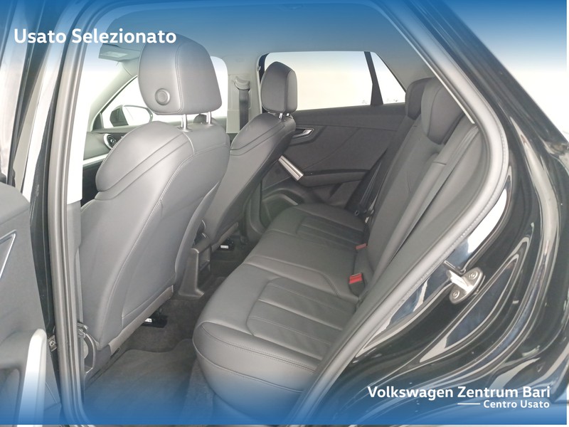 Audi Q2 30 2.0 tdi business s-tronic - 17