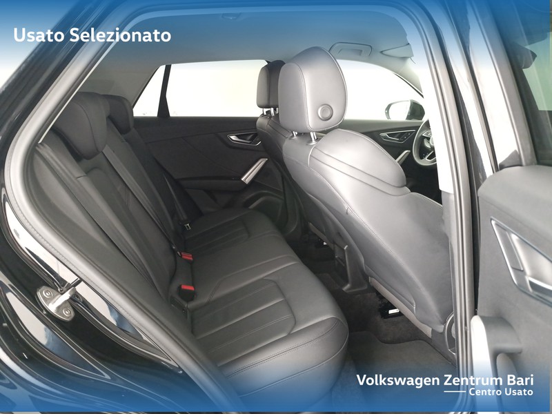 Audi Q2 30 2.0 tdi business s-tronic - 21