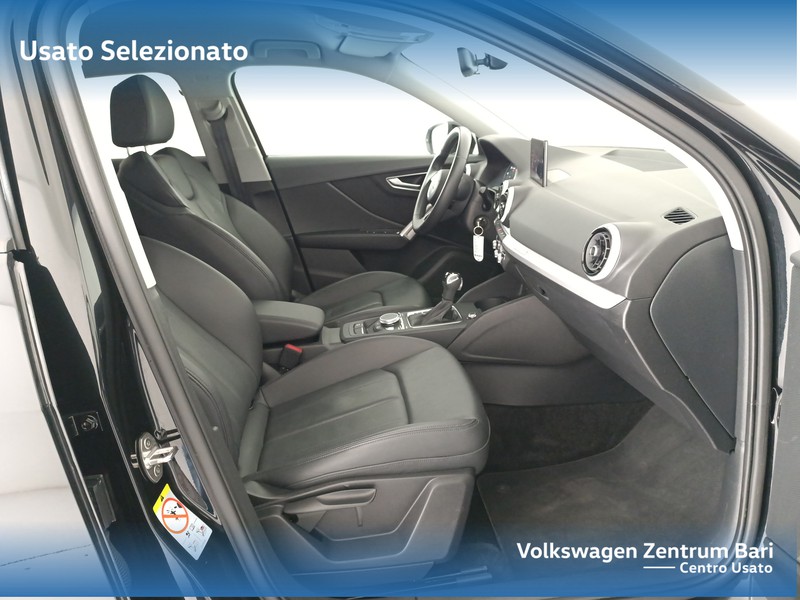 Audi Q2 30 2.0 tdi business s-tronic - 22