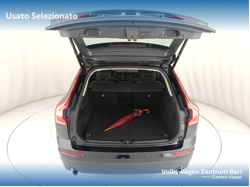 Volvo XC60 2.0 d4 momentum pro auto - 19