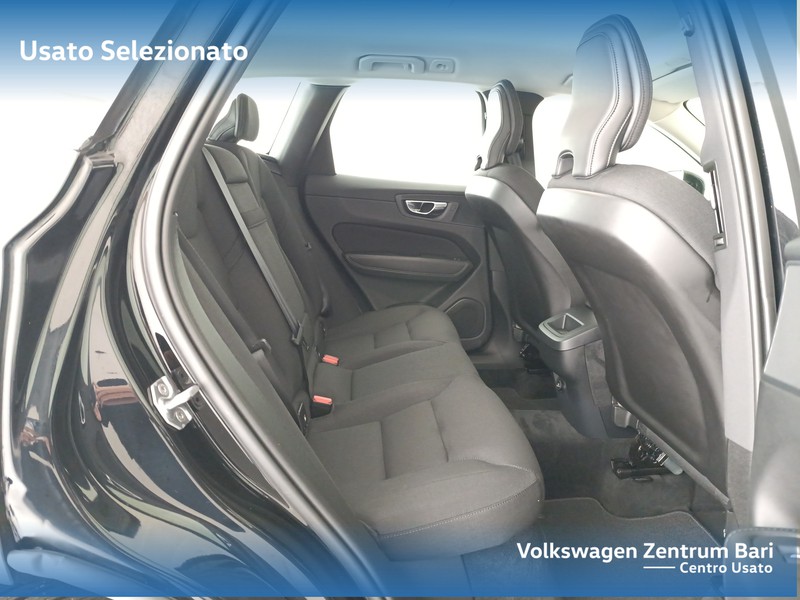 Volvo XC60 2.0 d4 momentum pro auto - 21