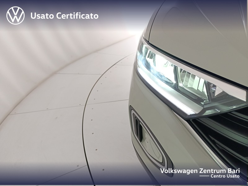 Volkswagen T-Roc 1.0 tsi life 110cv - 22