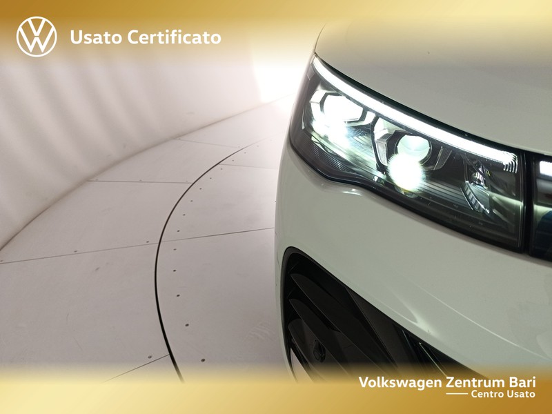 Volkswagen Tiguan 2.0 tdi r-line plus 150cv dsg - 23