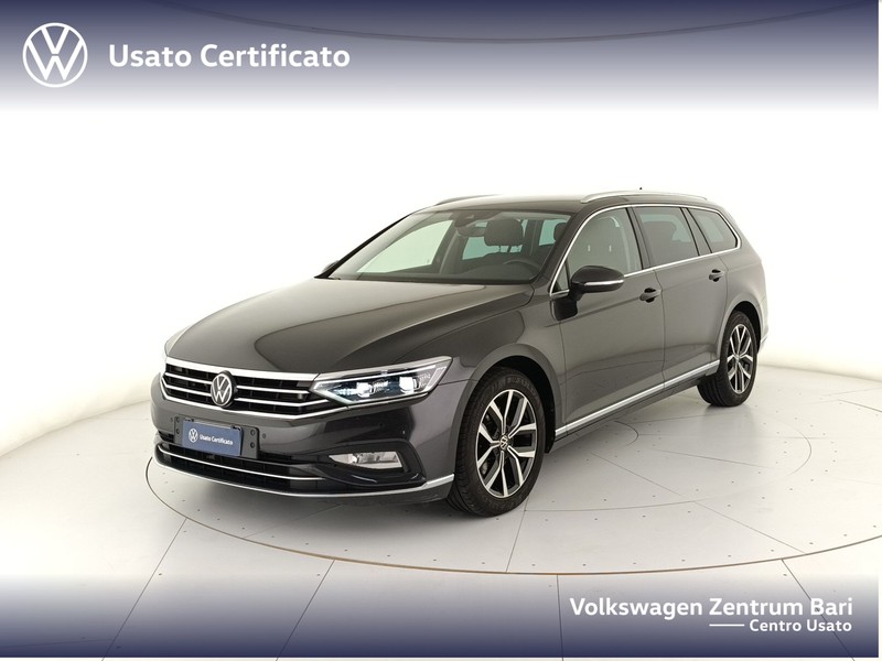 Volkswagen Passat variant 2.0 tdi executive 150cv dsg - 1