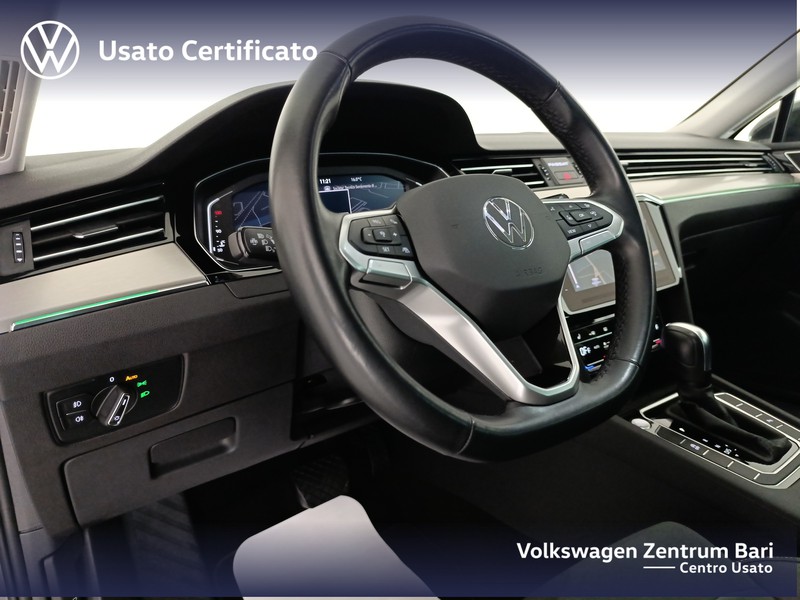 Volkswagen Passat variant 2.0 tdi executive 150cv dsg - 15