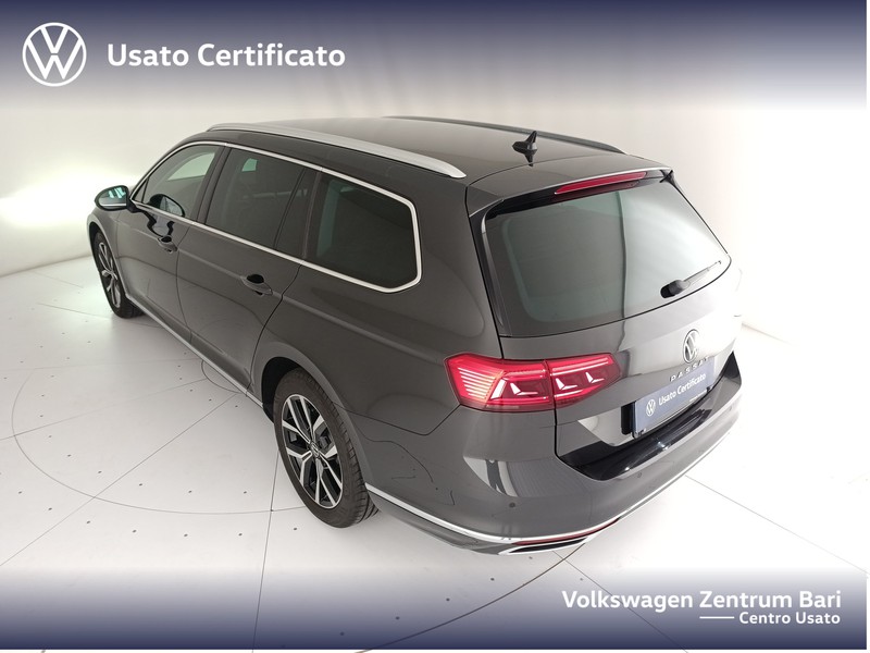 Volkswagen Passat variant 2.0 tdi executive 150cv dsg - 16