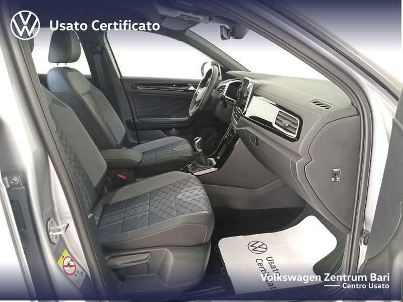 Volkswagen T-Roc 2.0 tdi r-line 115cv - 23