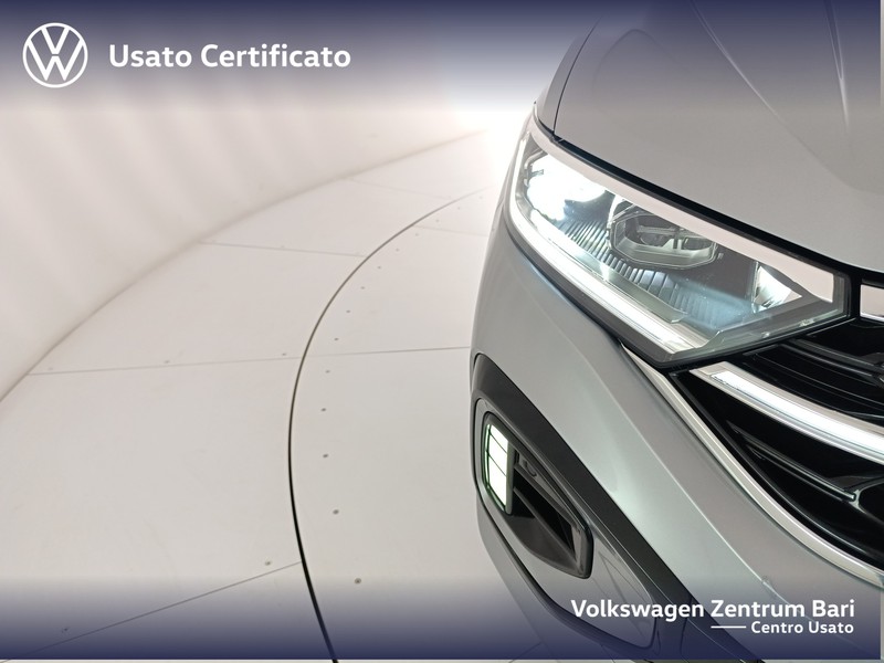 Volkswagen T-Roc 2.0 tdi r-line 115cv - 24